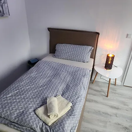 Motel24h אכסניה